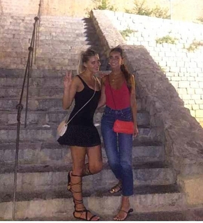 Costanza Caracciolo feet photo thumbnail