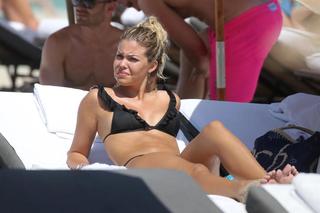 Costanza Caracciolo feet photo thumbnail