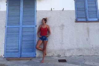 Costanza Caracciolo feet photo thumbnail