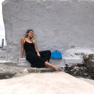 Costanza Caracciolo feet photo thumbnail