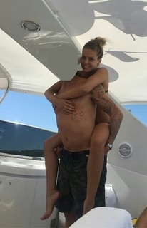 Costanza Caracciolo feet photo thumbnail