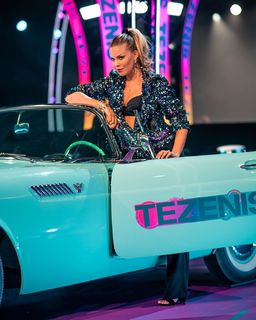 Costanza Caracciolo feet photo thumbnail