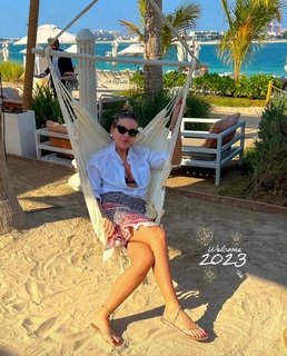 Costanza Caracciolo feet photo thumbnail