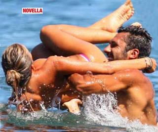 Costanza Caracciolo feet photo thumbnail