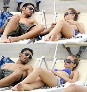 Costanza Caracciolo feet photo thumbnail