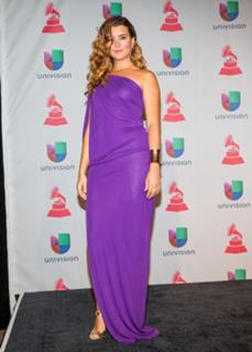 Cote de Pablo feet photo thumbnail