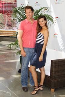 Cote de Pablo feet photo thumbnail