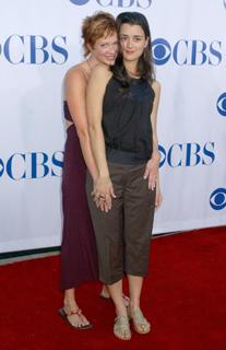 Cote de Pablo feet photo thumbnail