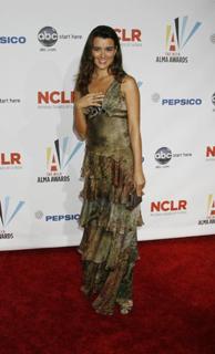 Cote de Pablo feet photo thumbnail