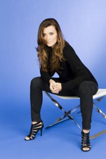 Cote de Pablo feet photo thumbnail