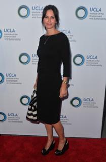 Courteney Cox feet photo thumbnail