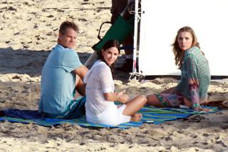 Courteney Cox feet photo thumbnail