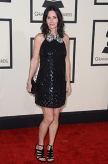 Courteney Cox feet photo thumbnail