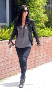 Courteney Cox feet photo thumbnail