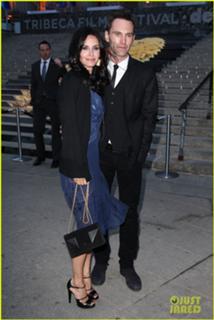 Courteney Cox feet photo thumbnail