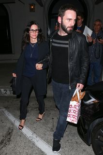 Courteney Cox feet photo thumbnail