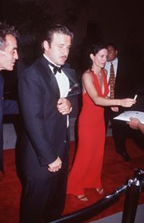 Courteney Cox feet photo thumbnail