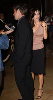 Courteney Cox feet photo thumbnail