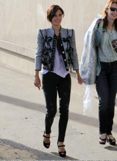 Courteney Cox feet photo thumbnail