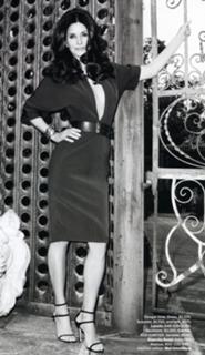 Courteney Cox feet photo thumbnail