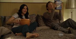 Courteney Cox feet photo thumbnail