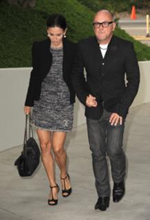 Courteney Cox feet photo thumbnail