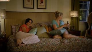 Courteney Cox feet photo thumbnail