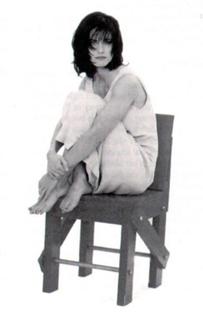 Courteney Cox feet photo thumbnail