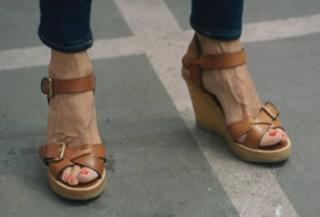 Courteney Cox feet photo thumbnail