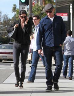 Courteney Cox feet photo thumbnail