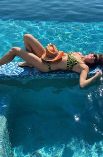 Courtnee Draper feet photo 3
