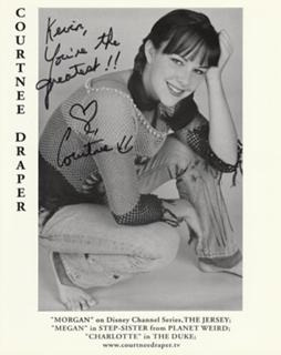Courtnee Draper feet photo 9