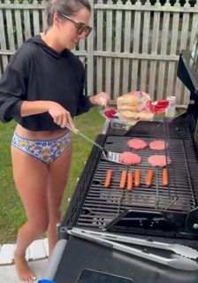 Courtney Cronin feet photo 12