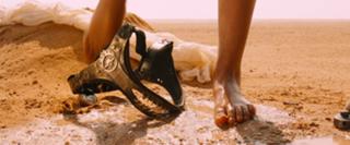 Courtney Eaton feet photo thumbnail