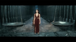 Courtney Eaton feet photo thumbnail