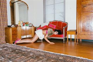 Courtney Eaton feet photo thumbnail
