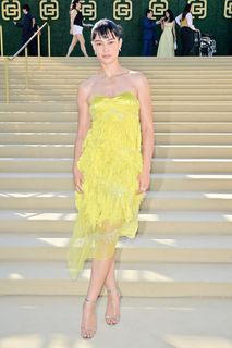 Courtney Eaton feet photo thumbnail
