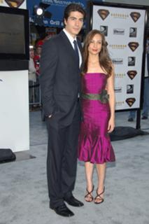 Courtney Ford feet photo thumbnail