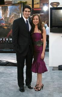 Courtney Ford feet photo thumbnail