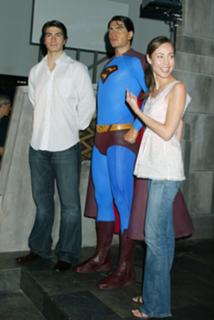 Courtney Ford feet photo thumbnail