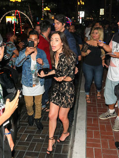 Courtney Ford feet photo thumbnail