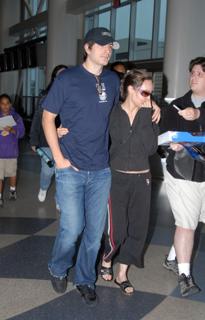 Courtney Ford feet photo thumbnail