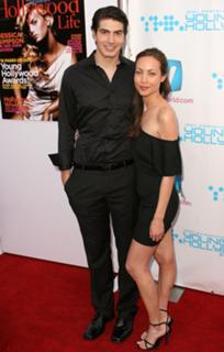 Courtney Ford feet photo thumbnail