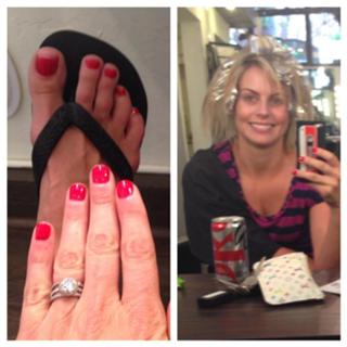 Courtney Friel feet photo thumbnail