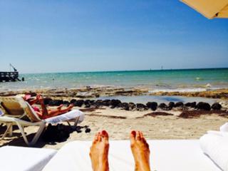 Courtney Friel feet photo thumbnail