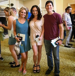 Courtney Friel feet photo thumbnail