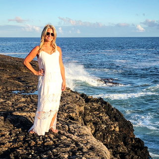 Courtney Friel feet photo thumbnail