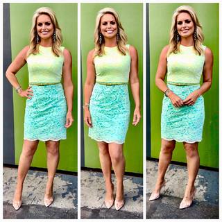 Courtney Friel feet photo thumbnail