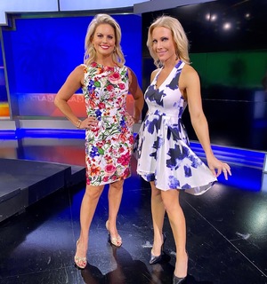 Courtney Friel feet photo thumbnail
