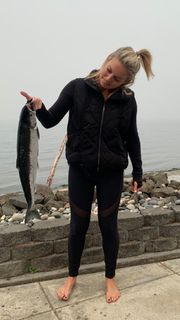 Courtney Friel feet photo thumbnail
